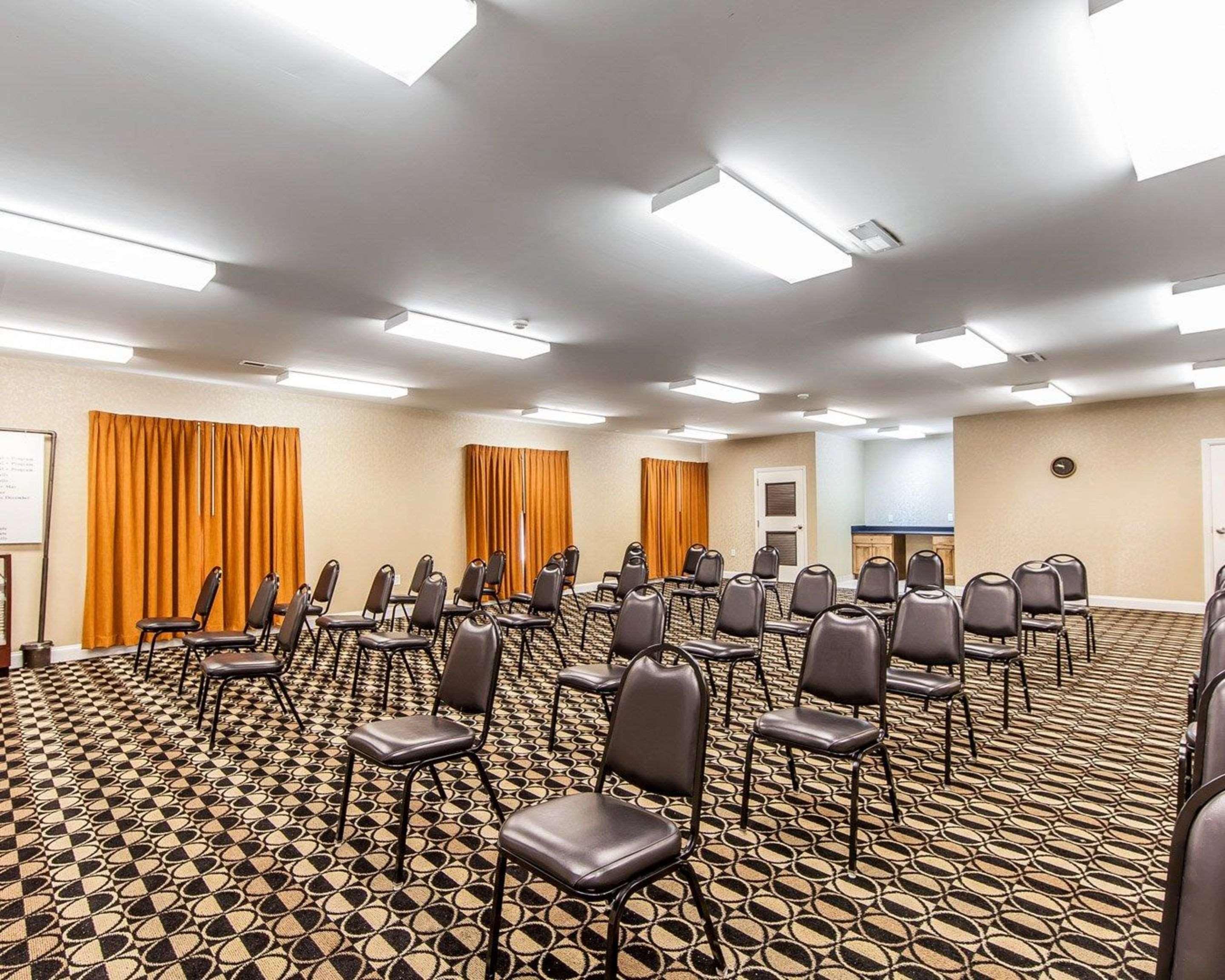 Quality Inn&Suites Bremen Extérieur photo