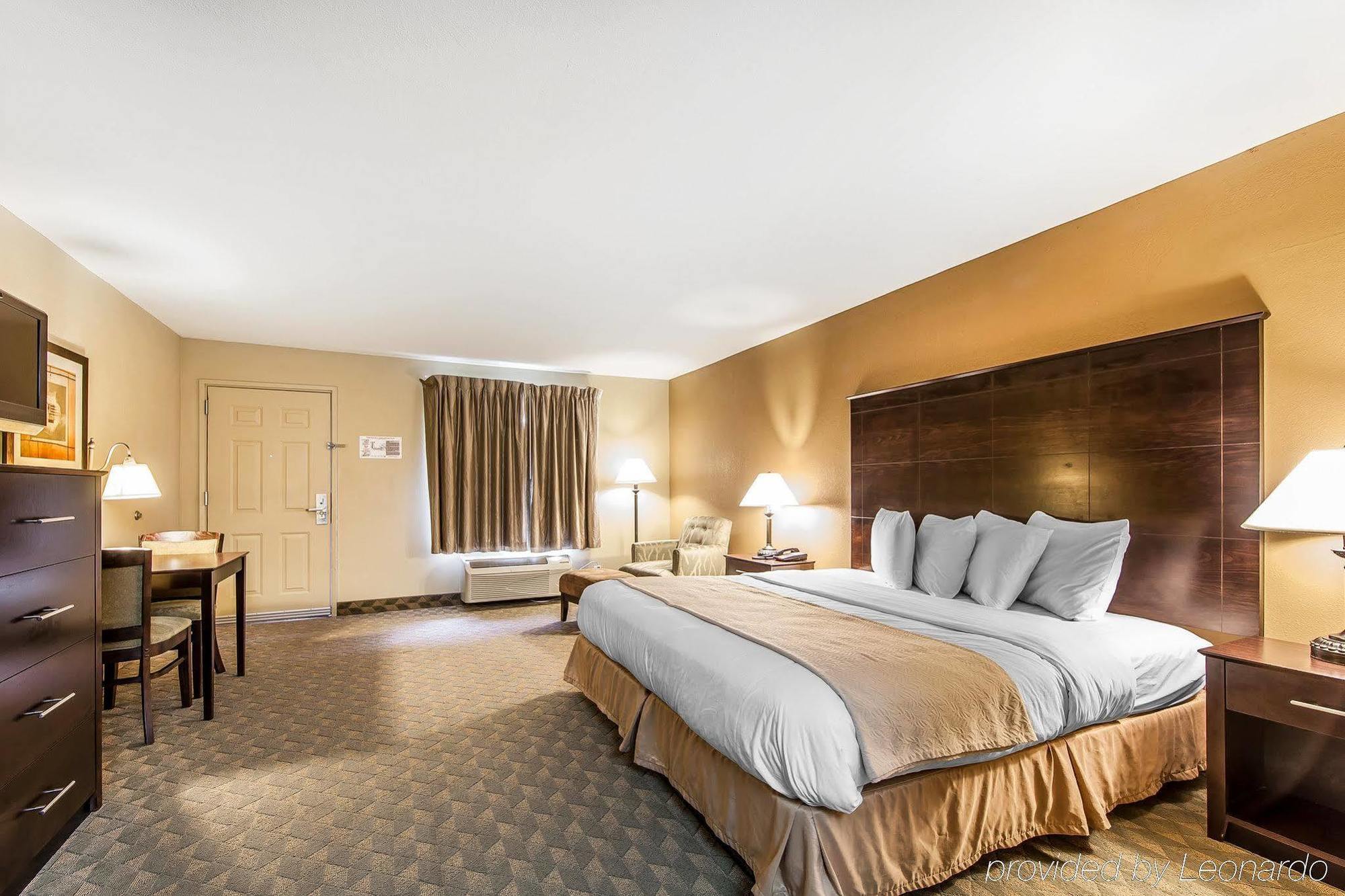 Quality Inn&Suites Bremen Extérieur photo
